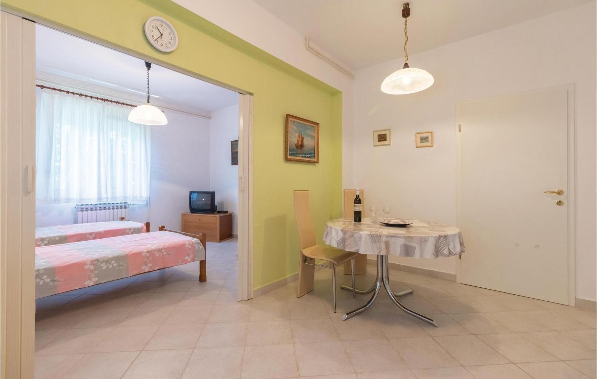 Nice Apartment In Zadar With Kitchen Exterior photo