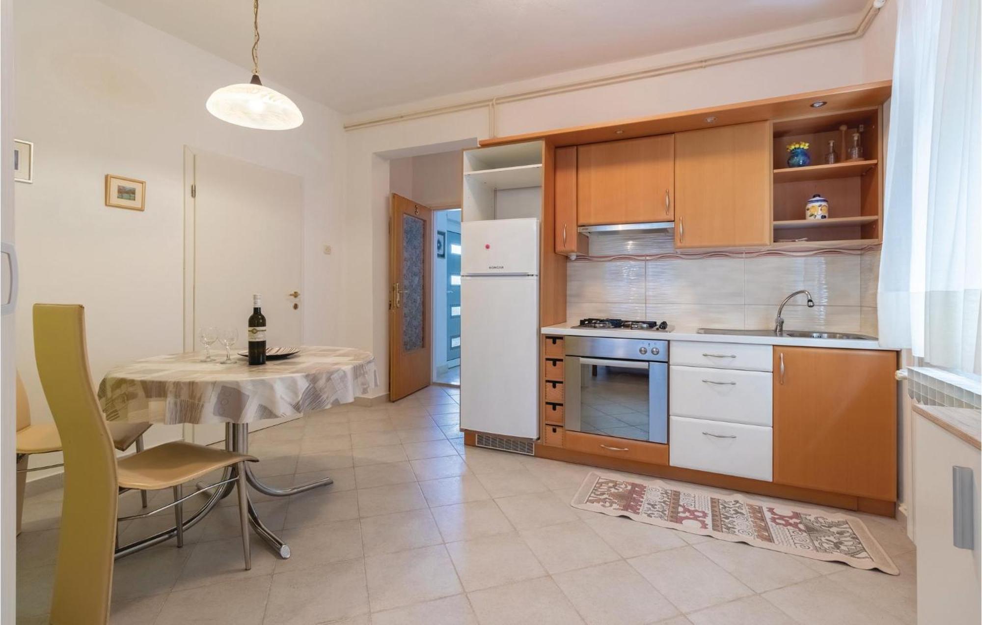 Nice Apartment In Zadar With Kitchen Exterior photo